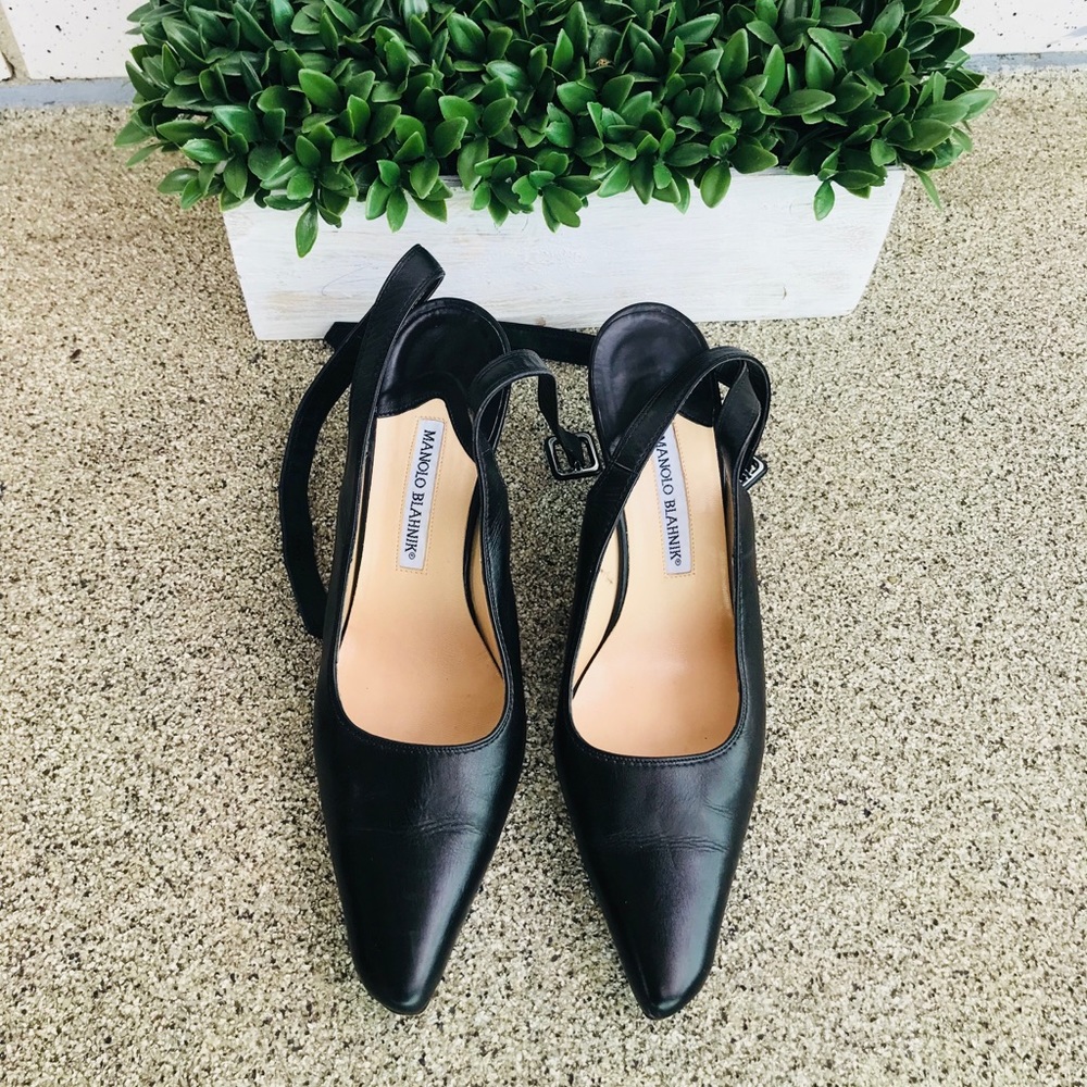 Manolo Blahnik Black ankle Strap shoes size 39.5 - Picture 3 of 8